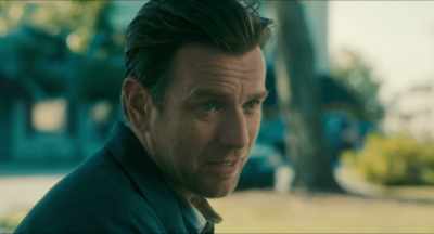 [gasping violently] - Doctor Sleep