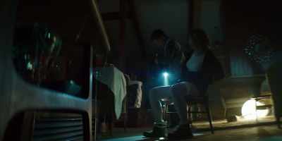 [gasps]
Could you please help me? - Chucky