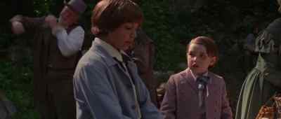 ( Gasps )
hmm ? - Tom and Huck