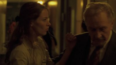 [ Gasps ]
Mr. Wyndam-Pryce! - Angel
