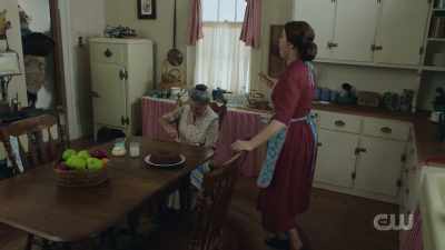 [gasps] - The Waltons' Homecoming