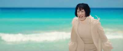[gasps] - Barb and Star Go to Vista Del Mar