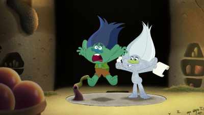 [ gasps ] - Trolls: TrollsTopia