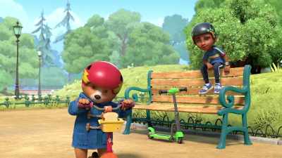 [gasps] - The Adventures of Paddington