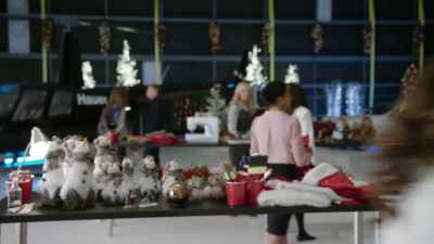 [gasps] - Random Acts of Christmas
