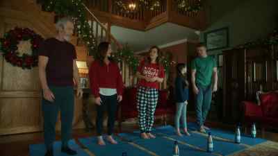 -[gasps] Thank you. Hey, Dad, - A Novel Christmas