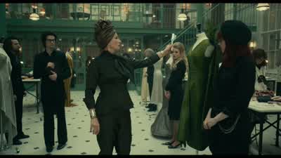 GASPS Why are you speakingI think you nicked me - Cruella