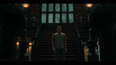 [gate shuts] - The Haunting of Hill House
