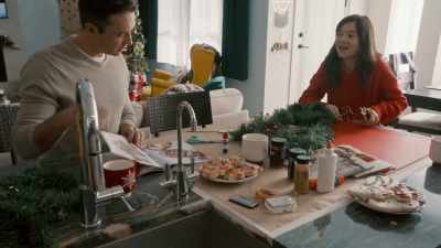 * Gathering around in family * - Scouting for Christmas