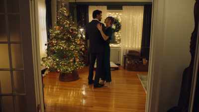 ♪ Gave us his love ♪ - Miracle in Bethlehem, PA