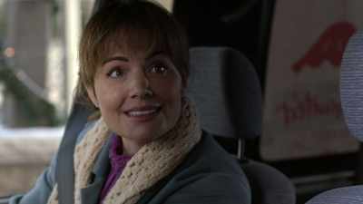 Gavin:
Do you think you'd-- - The Enchanted Christmas Cake