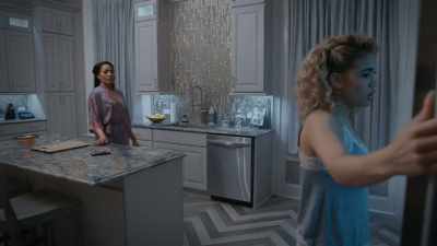 [GAYLE SIGHS] - Tyler Perry's The Oval