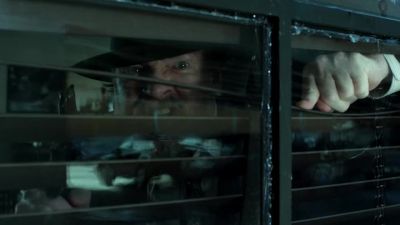 GCPD! Put down your weapons! - Gotham