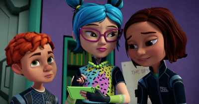 -Geesh. Keep it together, Carmen.
-[groans] - Spy Kids: Mission Critical