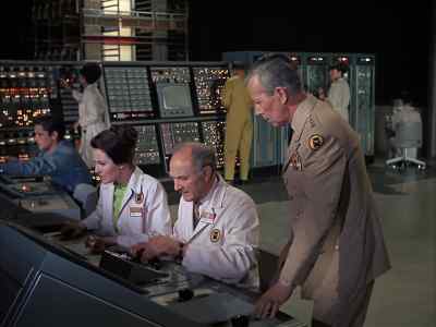 General, we can't
lock our probe on them. - The Time Tunnel