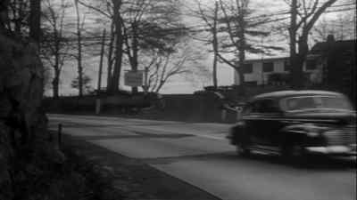 General description.
Blue body, red wheels. - The Unsuspected