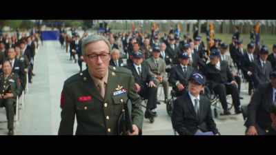 General, please remain at the podium... - Remember