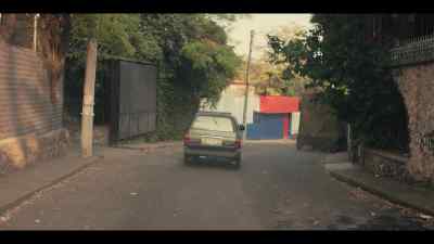 General, target's on the move.
Permission to pursue. - Narcos: Mexico