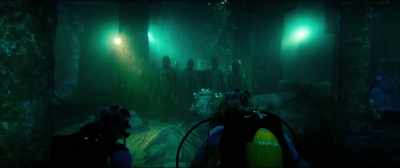 [generator whirring] - 47 Meters Down: Uncaged