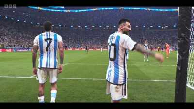 Genius. - Lionel Messi: Destiny