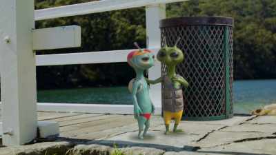 [gentle babbling] - Alien TV
