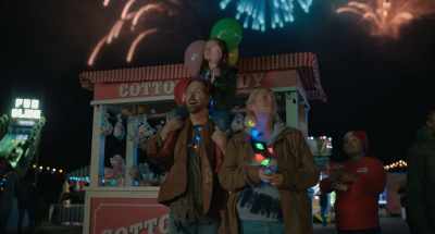 (gentle carnival music plays) - Strays