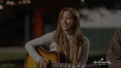 [GENTLE INSTRUMENTAL MUSIC PLAYING] - Country at Heart