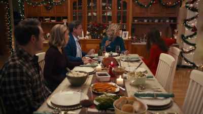 (gentle music continues) - A Maple Valley Christmas