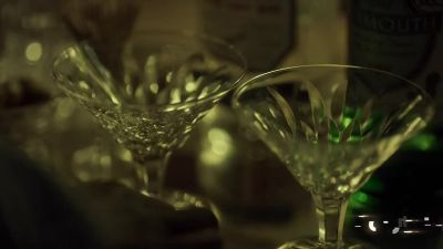 (gentle piano music playing) - Hannibal