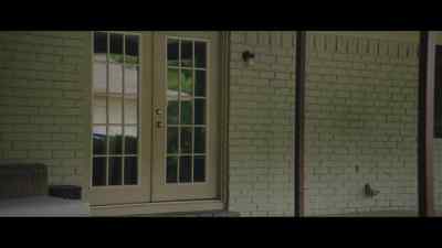 (gentle piano music) - Foreclosure 2