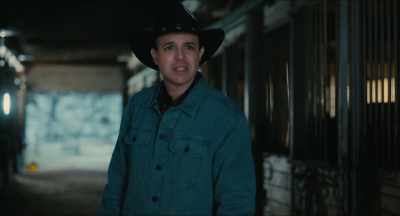 [gentle poignant music] - Christmas Cowboy