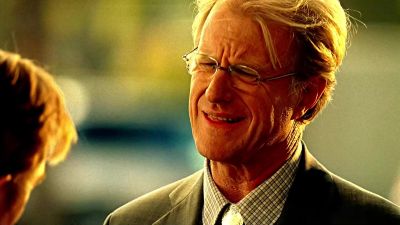 (gentle splashing) - CSI: Miami