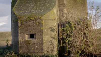 (gentle tense music) - The Buildings That Fought Hitler