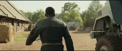 Gentlemen, Amity welcomes you. - Insurgent