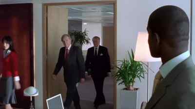 - Gentlemen, come in, come in. - Hustle