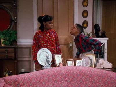 LAURA - Family Matters