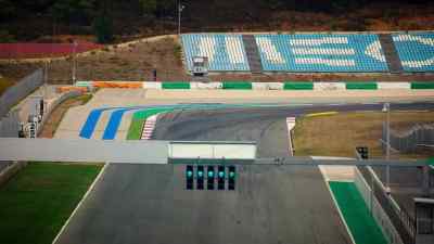 Gentlemen, it is doing
231.4 kilometers an hour - The Grand Tour