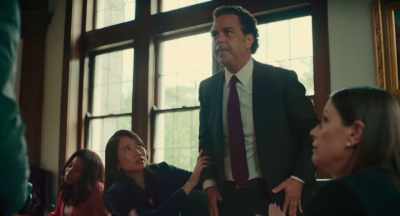 Gentlemen, sit down! - The Last Days of Ptolemy Grey