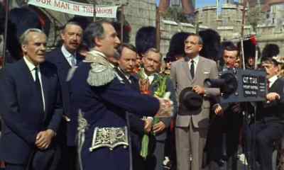 Gentlemen, welcome to Grand Fenwick! - The Mouse on the Moon