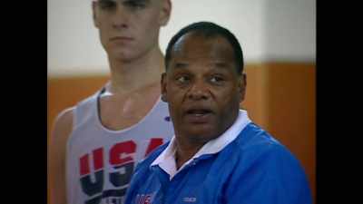 George Raveling
era entrenador asistente. - We Beat the Dream Team