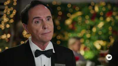 George, would it be
possible for you and I - Inventing the Christmas Prince
