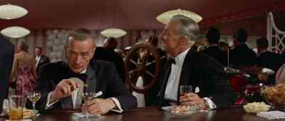 Get a load of the dizzy dame with the monkey - My Man Godfrey