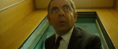 Get after her, Tucker, get after her! - Johnny English Reborn