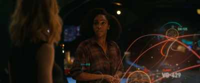 Get to Aladna
and separate Dar-Benn
from that bangle. - The Marvels