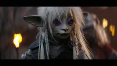 Get away... from my friends! - The Dark Crystal: Age of Resistance