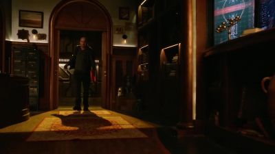 Get away from her,
you mangy mutt! - DC's Legends of Tomorrow