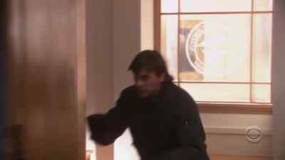 - Get away from the window!
- Jake, what are you doing?! - Jericho