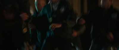 Get back!
Get out of the way! - Hitman's Wife's Bodyguard