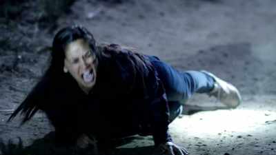 - Get back here, hey!
(woman screaming) - Shadow Wolves
