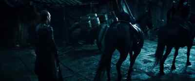 Get back! - Underworld: Rise of the Lycans